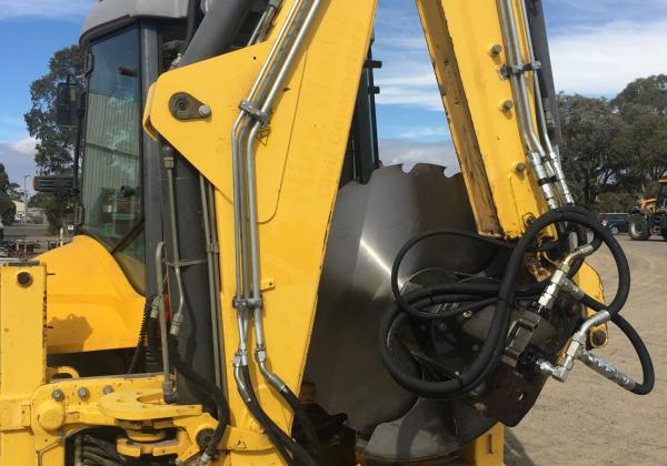 Custom saw by Horsham Hydraulics